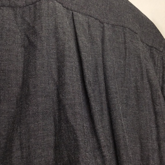 St. John’s Bay Mens Button Down - Picture 4 of 6